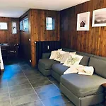 Large Taverna 2br 2ba Steps To Lift Full Kitchen Nyaraló Courmayeur
