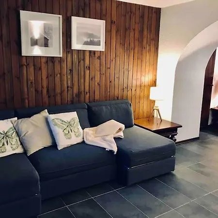 Spaziosa Taverna Accanto Alle Piste Da Sci Holiday home Courmayeur