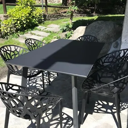 Spaziosa Taverna Accanto Alle Piste Da Sci *