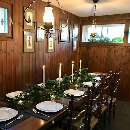 Large Taverna 2br 2ba Steps To Lift Full Kitchen