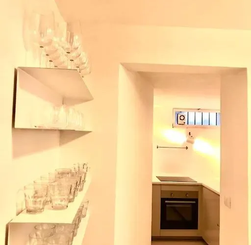 Large Taverna 2br 2ba Steps To Lift Full Kitchen * Courmayeur