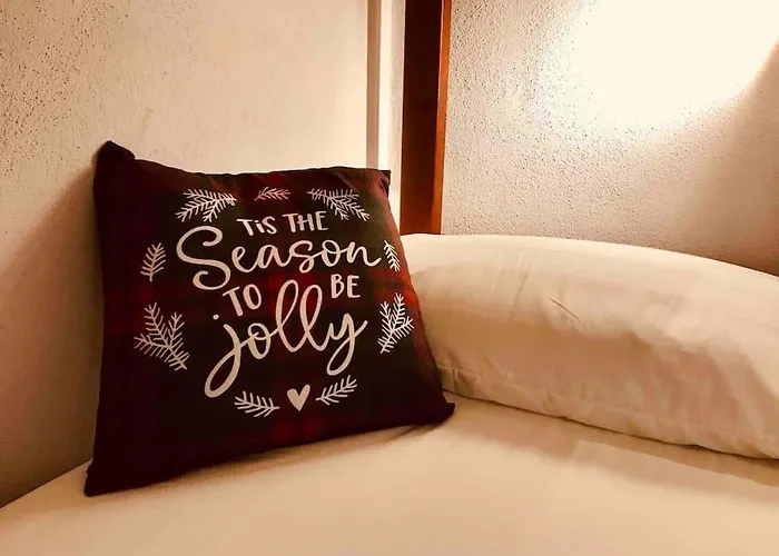 Large Taverna 2br 2ba Steps To Lift Full Kitchen Hébergement de vacances *